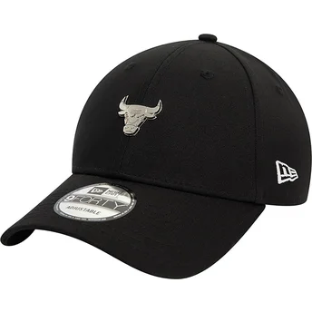 New Era Buet Skygge 9FORTY Metallisk Pin Chicago Bulls NBA Sort Justerbar Kasket