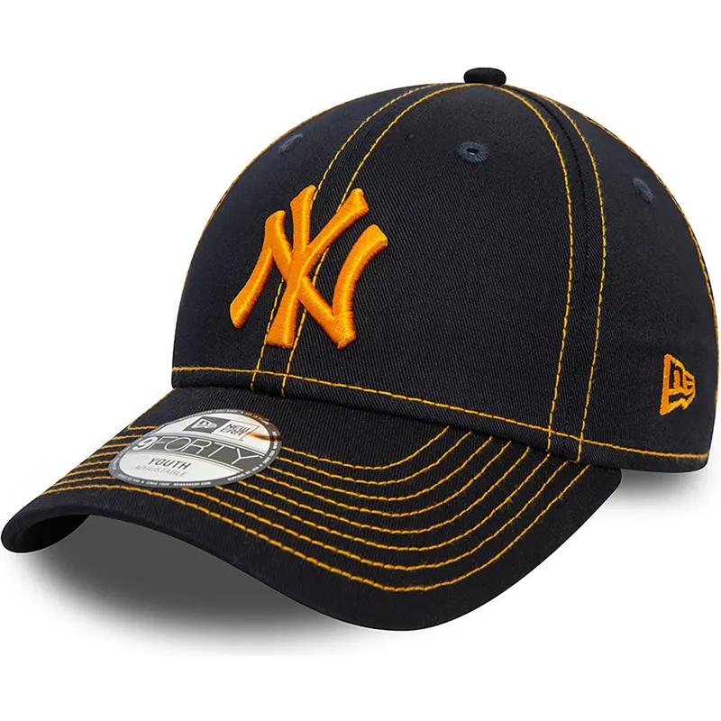 justerbar-marinebla-buet-kasket-med-orange-logo-til-dreng-9forty-stitch-fra-new-york-yankees-mlb-fra-new-era