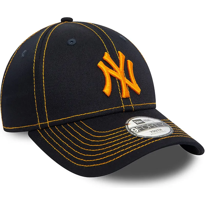 justerbar-marinebla-buet-kasket-med-orange-logo-til-dreng-9forty-stitch-fra-new-york-yankees-mlb-fra-new-era