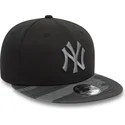 new-era-new-york-yankees-mlb-9fifty-contrast-sort-snapback-kasket-med-grat-logo-til-drenge