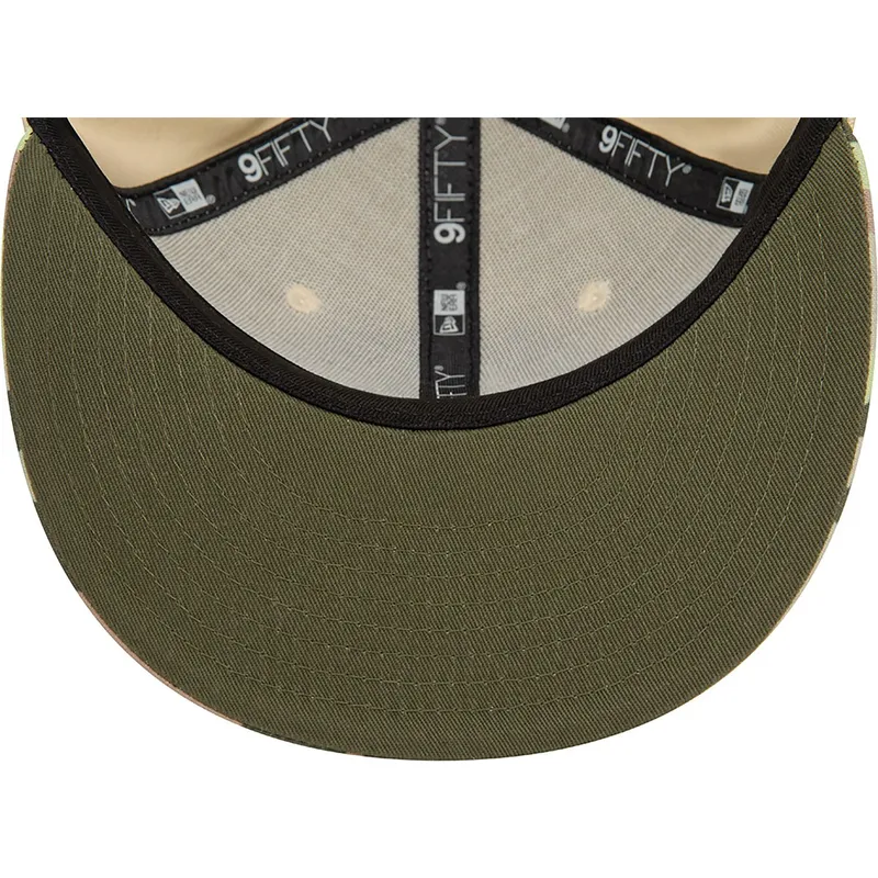 new-era-new-york-yankees-mlb-9fifty-contrast-beige-snapback-kasket-med-gront-logo-til-drenge