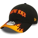 sort-og-orange-justerbar-kurvet-kasket-9twenty-race-flame-fra-new-era
