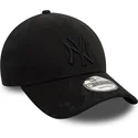 sort-justerbar-curved-kasket-med-sort-logo-9forty-flame-fra-new-york-yankees-mlb-fra-new-era
