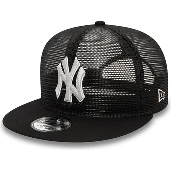 New Era Flad Brem 9FIFTY Broderet Mesh New York Yankees MLB Sort Trucker Hat