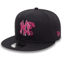 new-york-yankees-mlb-new-era-9fifty-seasonal-flower-navybla-snapback-cap-med-fladt-skygge-og-lyserodt-logo