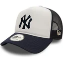 hvid-og-marinebla-a-frame-world-series-new-york-yankees-mlb-trucker-kasket-fra-new-era