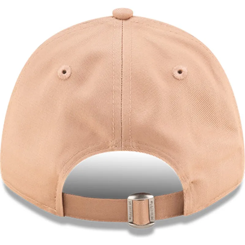 kasketter-buet-beige-justerbar-rem-9forty-seasonal-fra-mclaren-racing-formula-1-af-new-era