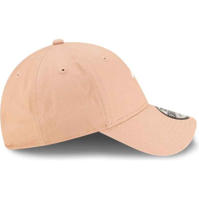 kasketter-buet-beige-justerbar-rem-9forty-seasonal-fra-mclaren-racing-formula-1-af-new-era