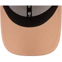 kasketter-buet-beige-justerbar-rem-9forty-seasonal-fra-mclaren-racing-formula-1-af-new-era