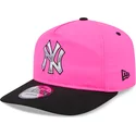 lyserod-og-sort-buet-kasket-snapback-golfer-chrome-logo-fra-new-york-yankees-mlb-fra-new-era