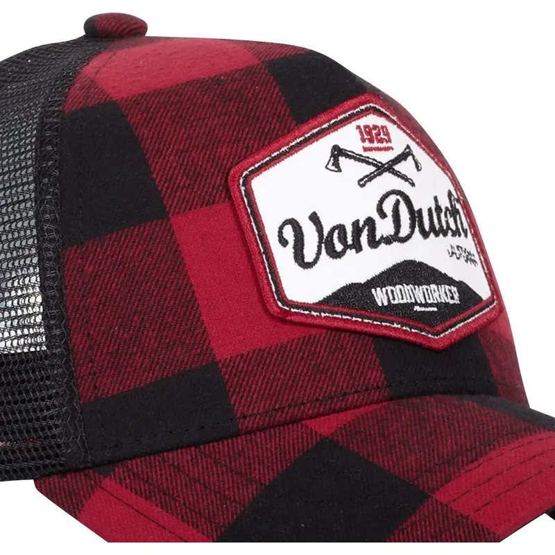 rod-og-sort-trucker-kasket-car01-fra-von-dutch