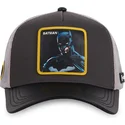 sort-og-gra-trucker-kasket-batman-rev-dc-comics-fra-capslab