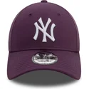 violet-justerbar-9forty-league-essential-kasket-fra-new-york-yankees-mlb-fra-new-era