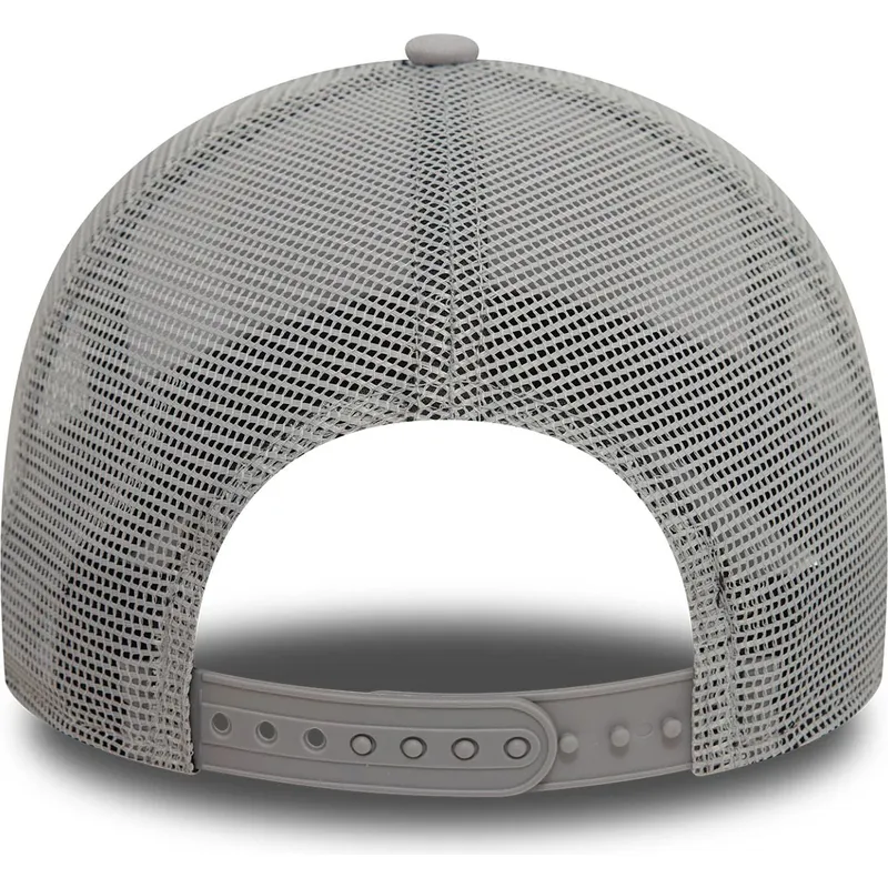 gra-trucker-kasket-a-frame-ski-patch-fra-st-moritz-byer-og-strande-fra-new-era