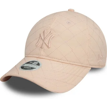 Justerbar rosa 9TWENTY polstret kasket til kvinder fra New York Yankees MLB af New Era