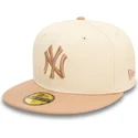 beige-og-brun-justerbar-59fifty-side-patch-kasket-fra-new-york-yankees-mlb-af-new-era