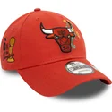 gorra-curva-naranja-ajustable-9forty-flower-icon-de-chicago-bulls-nba-de-new-era