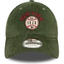 justerbar-gron-buet-kasket-9twenty-cord-new-york-states-and-countries-fra-new-era