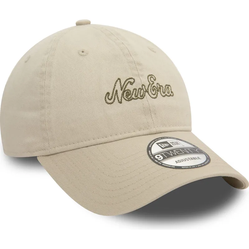 beige-justerbar-buet-kasket-9twenty-heritage-script-fra-new-era