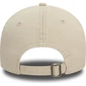 beige-justerbar-9twenty-heritage-script-kasket-fra-new-era