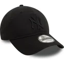sort-justerbar-curved-kasket-med-sort-logo-9twenty-washed-fra-new-york-yankees-mlb-fra-new-era