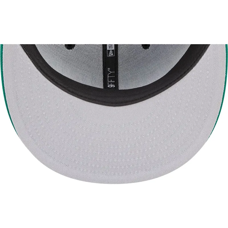 flad-sort-og-gron-snapback-kasket-9fifty-statement-fra-boston-celtics-nba-fra-new-era