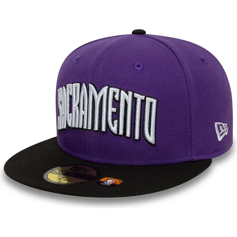 flad-violet-og-sort-fitted-kasket-59fifty-classic-fra-sacramento-kings-nba-fra-new-era