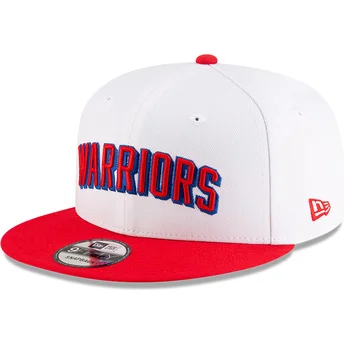 Hvid og rød flad snapback 9FIFTY Classic fra Golden State Warriors NBA af New Era