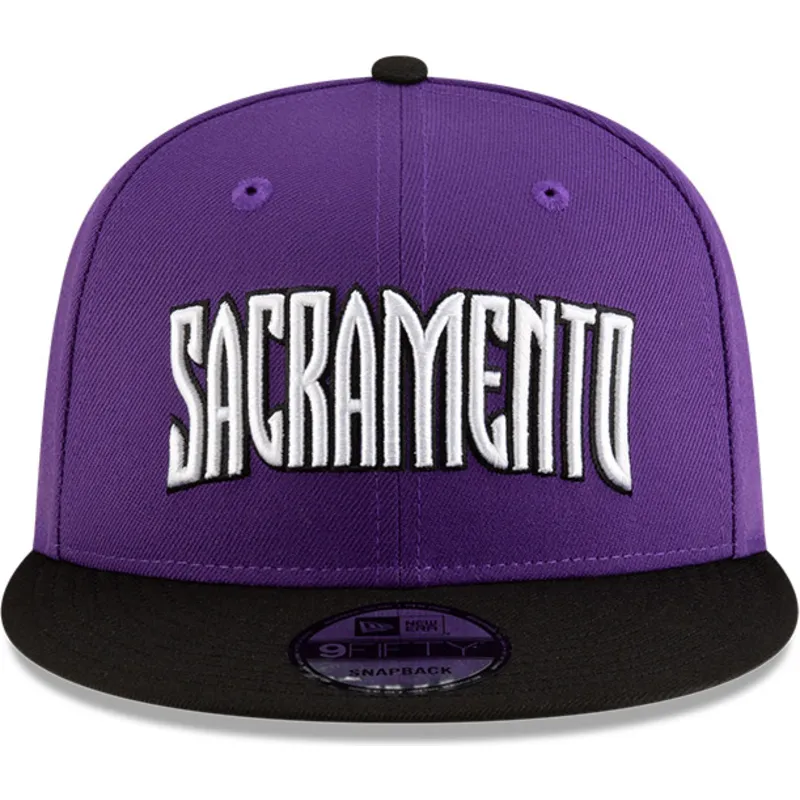 violet-og-sort-flad-kasket-snapback-9fifty-classic-fra-sacramento-kings-nba-fra-new-era
