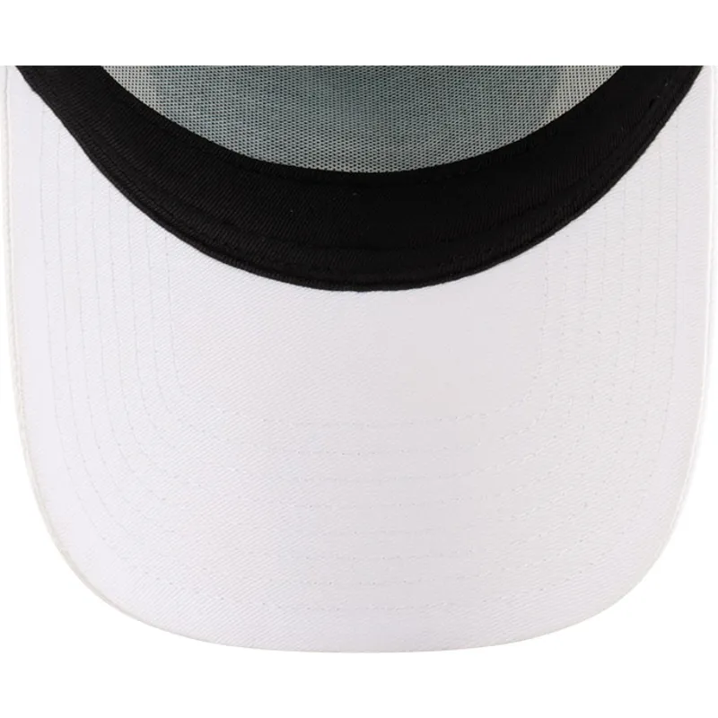 hvid-og-gron-a-frame-classic-trucker-kasket-fra-memphis-grizzlies-nba-fra-new-era