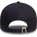 justerbar-marinebla-buet-kasket-med-blat-logo-9forty-league-essential-fra-new-york-yankees-mlb-fra-new-era
