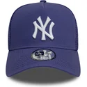 new-era-new-york-yankees-mlb-9forty-a-frame-league-essential-lilla-trucker-kasket