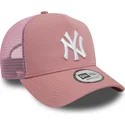 lyserod-trucker-kasket-9forty-a-frame-league-essential-fra-new-york-yankees-mlb-fra-new-era