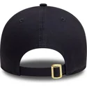 justerbar-marinebla-buet-kasket-med-guldlogo-9forty-metallic-fra-new-york-yankees-mlb-fra-new-era