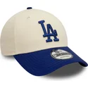 buet-beige-og-bla-justerbar-9forty-colour-block-kasket-fra-los-angeles-dodgers-mlb-fra-new-era