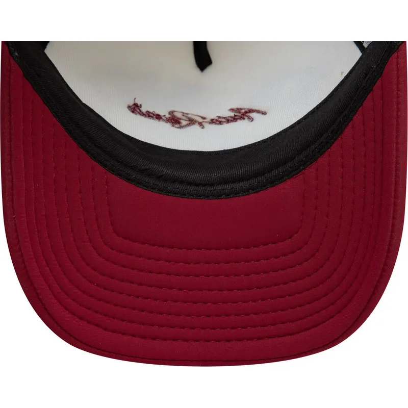 multifarvet-trucker-kasket-9forty-a-frame-tom-og-jerry-looney-tunes-fra-new-era