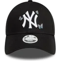 sort-justerbar-curved-kasket-til-kvinder-9twenty-icon-butterflies-fra-new-york-yankees-mlb-fra-new-era