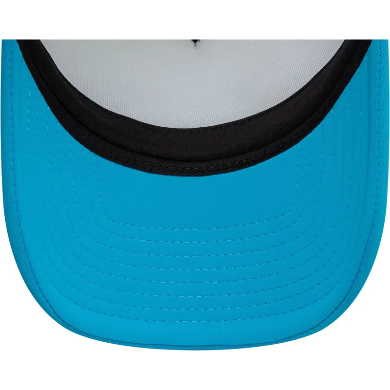 9forty-a-frame-foam-hvid-og-bla-trucker-kasket-til-kvinder-fra-florida-beach-cities-and-beaches-af-new-era