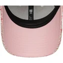 lyserod-justerbar-buet-kasket-til-kvinder-med-lyserodt-logo-9forty-tweed-fra-new-york-yankees-mlb-fra-new-era