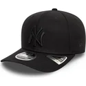 sort-buet-snapback-kasket-med-sort-logo-9seventy-stretch-snap-af-new-york-yankees-mlb-fra-new-era
