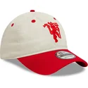 hvid-og-rod-justerbar-9twenty-contrast-visor-kasket-fra-manchester-united-football-club-premier-league-fra-new-era