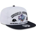 hvid-og-sort-flad-snapback-kasket-golfer-championship-pin-fra-new-york-yankees-atlanta-braves-mlb-af-new-era