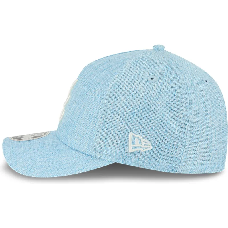 lysebla-snapback-kasket-med-buet-skygge-9forty-m-crown-a-frame-cotton-weave-fra-atlanta-braves-mlb-fra-new-era