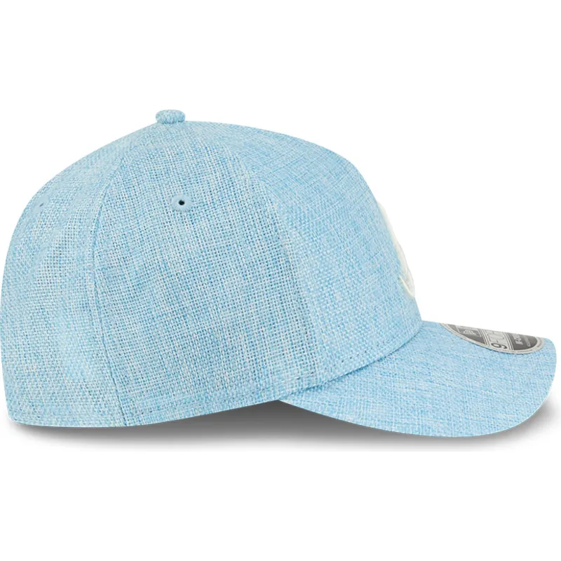lysebla-snapback-kasket-med-buet-skygge-9forty-m-crown-a-frame-cotton-weave-fra-atlanta-braves-mlb-fra-new-era