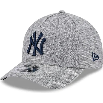 Grå snapback med buet skygge og marineblåt logo 9FORTY M-Crown A Frame Cotton Weave fra New York Yankees MLB af New Era