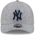 gra-buet-snapback-kasket-med-marineblat-logo-9forty-m-crown-a-frame-cotton-weave-fra-new-york-yankees-mlb-fra-new-era