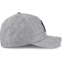 gorra-curva-gris-snapback-con-logo-azul-marino-9forty-m-crown-a-frame-cotton-weave-de-new-york-yankees-mlb-de-new-era