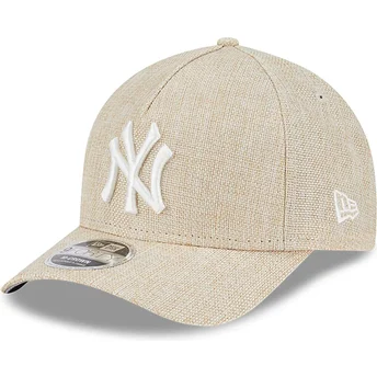 Beige kurvet snapback 9FORTY M-Crown A Frame bomuldsvævning fra New York Yankees MLB af New Era