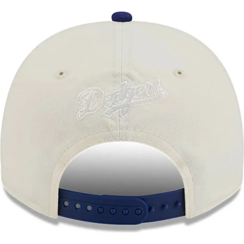 hvid-og-bla-buet-snapback-kasket-golfer-team-scribble-fra-los-angeles-dodgers-mlb-fra-new-era