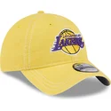 gul-buet-justerbar-9twenty-washed-contrast-kasket-fra-los-angeles-lakers-nba-fra-new-era